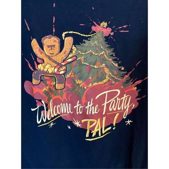 Loot crate exclusive, diehard gingerbread Christmas T-shirt, black med - Picture 3 of 4